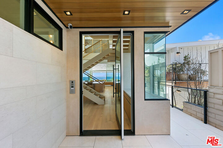 Property Photo:  31224 Broad Beach Rd  CA 90265 