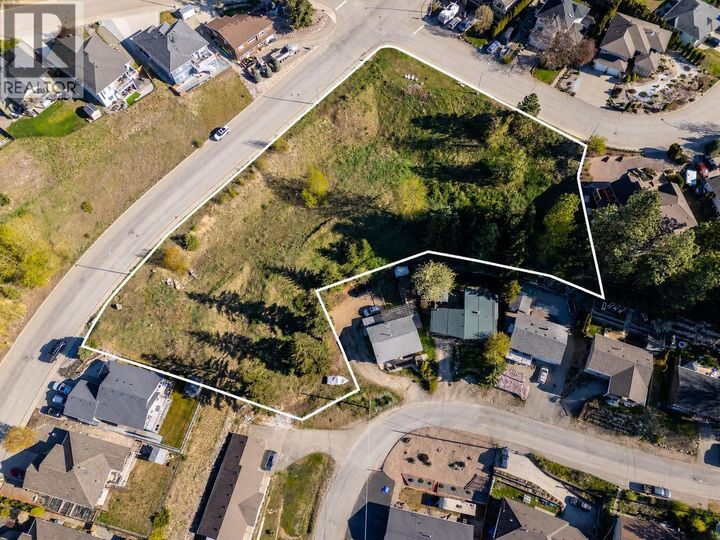 1827 Mountain View Avenue — photo 1