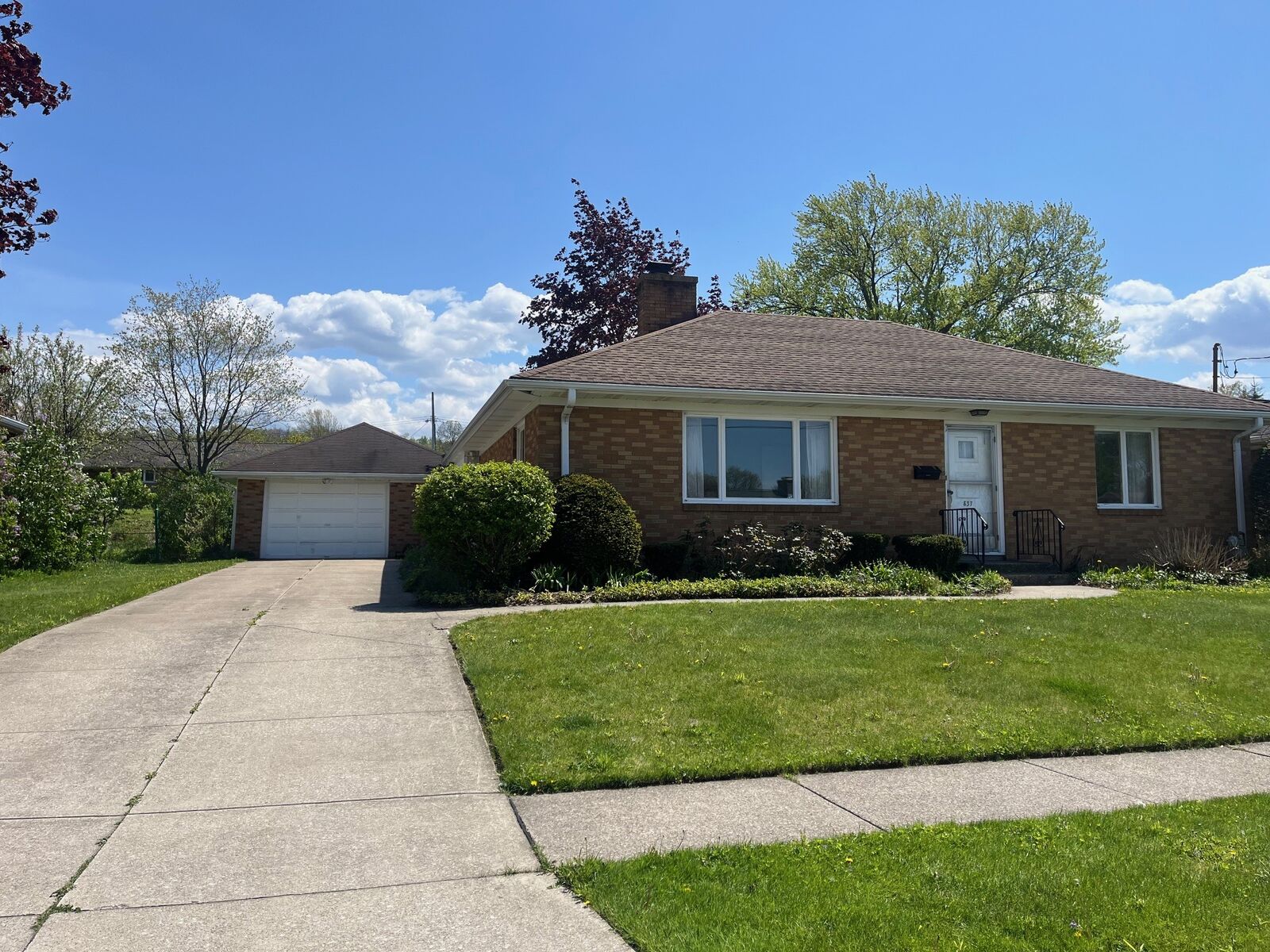 Property Photo:  837 E 42nd Street  PA 16504 