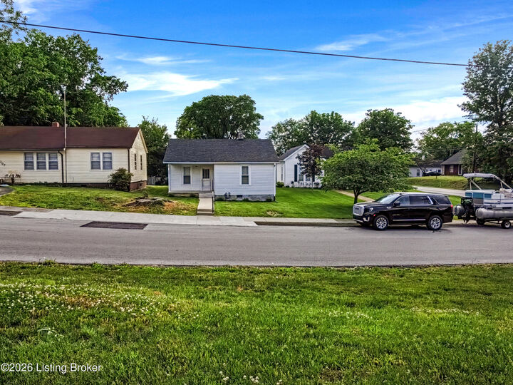 Property Photo:  311 W Washington St  KY 42765 