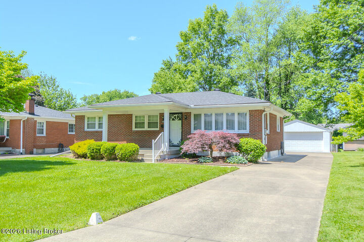 Property Photo: 6304 Greenview Dr KY 40216