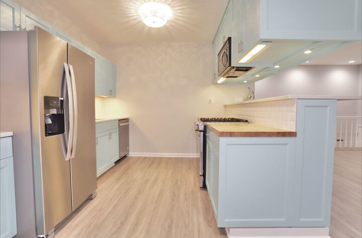 Property Photo:  311 St Michaels Walk 311  NJ 07087 
