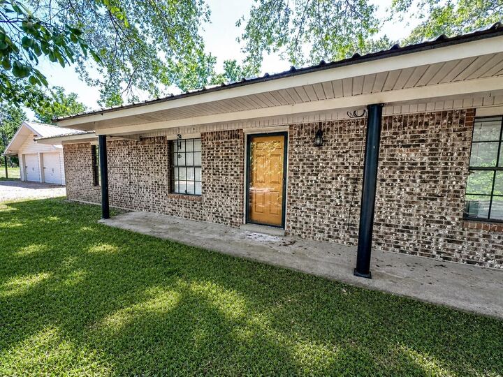 Property Photo:  1400 Foster Road   75657 