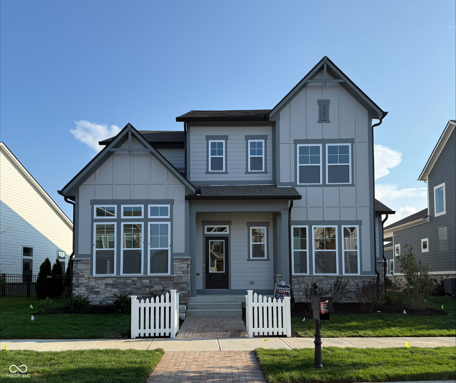 Property Photo:  1255 Chatham Hills Boulevard  IN 46074 