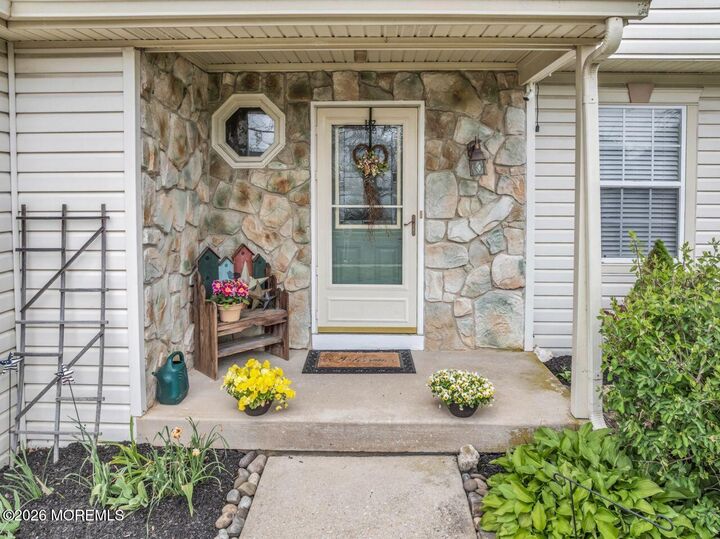 Property Photo:  301 Platinum Court  NJ 08028 