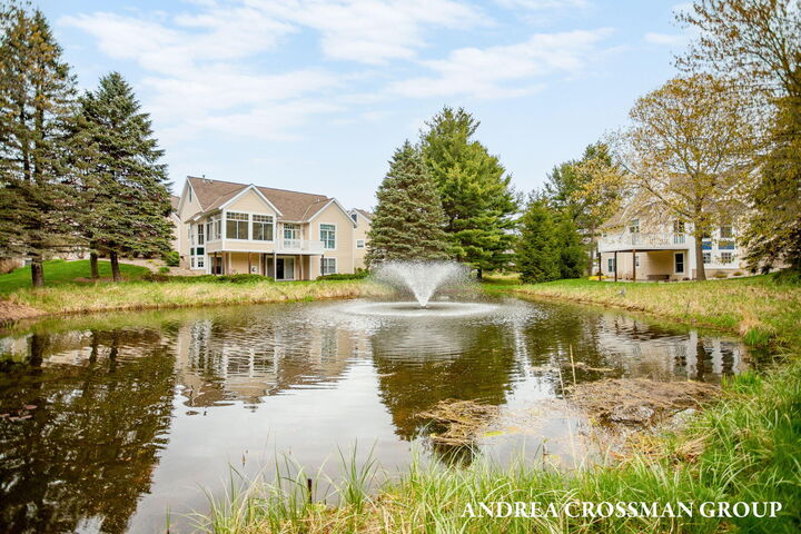 Property Photo: 1013 Pebble Stone Court MI 49424