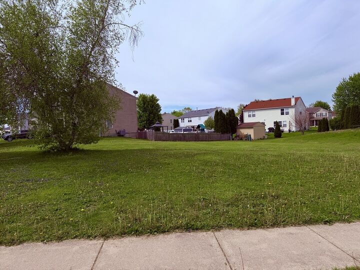 Property Photo:  800 Willow Street  IL 60146 