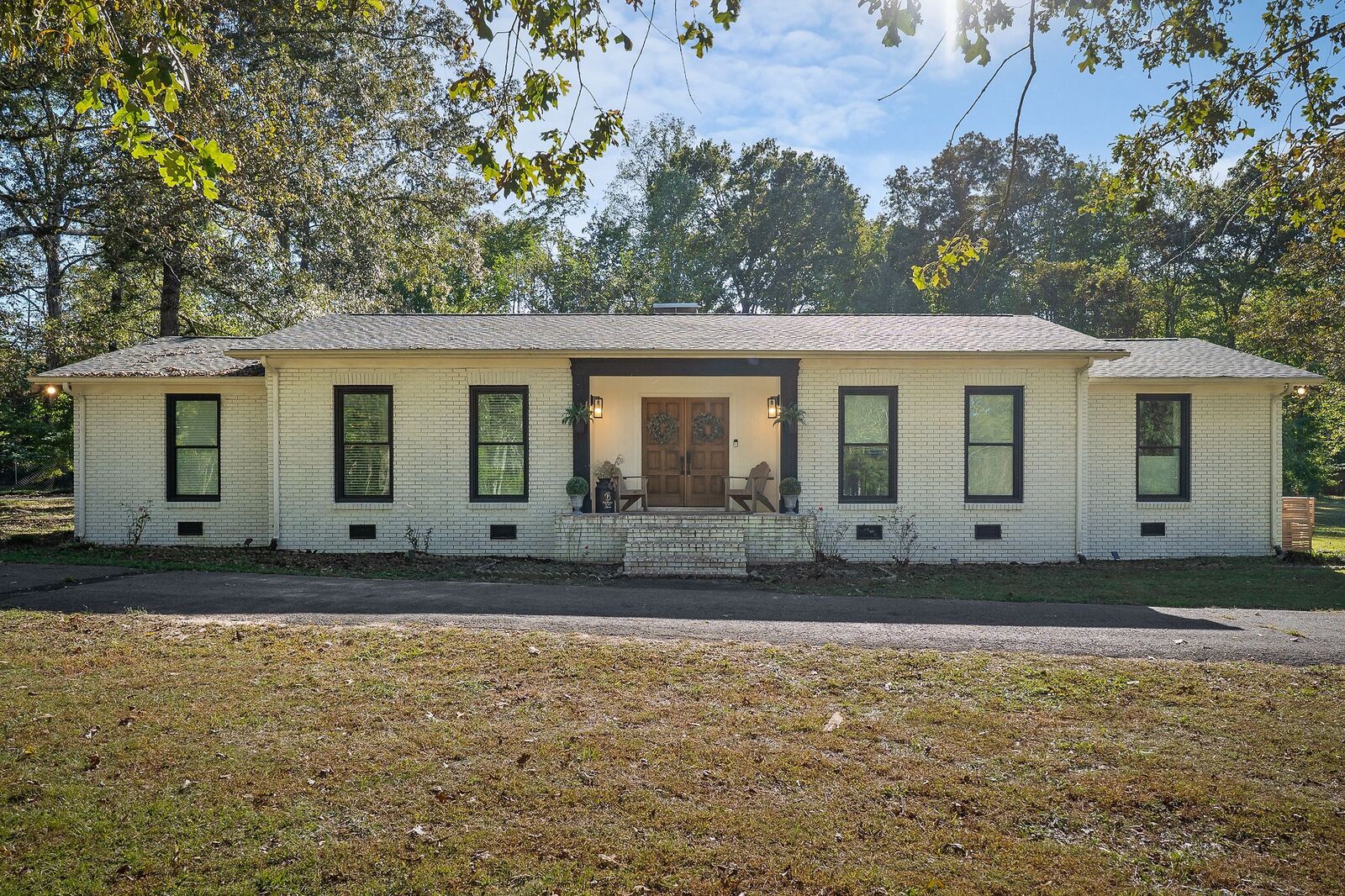 Property Photo:  296 Big Rock Rd  TN 37166 