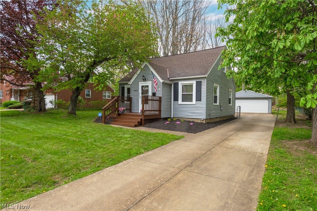 Property Photo:  2019 Beverly Hills Drive  OH 44143 