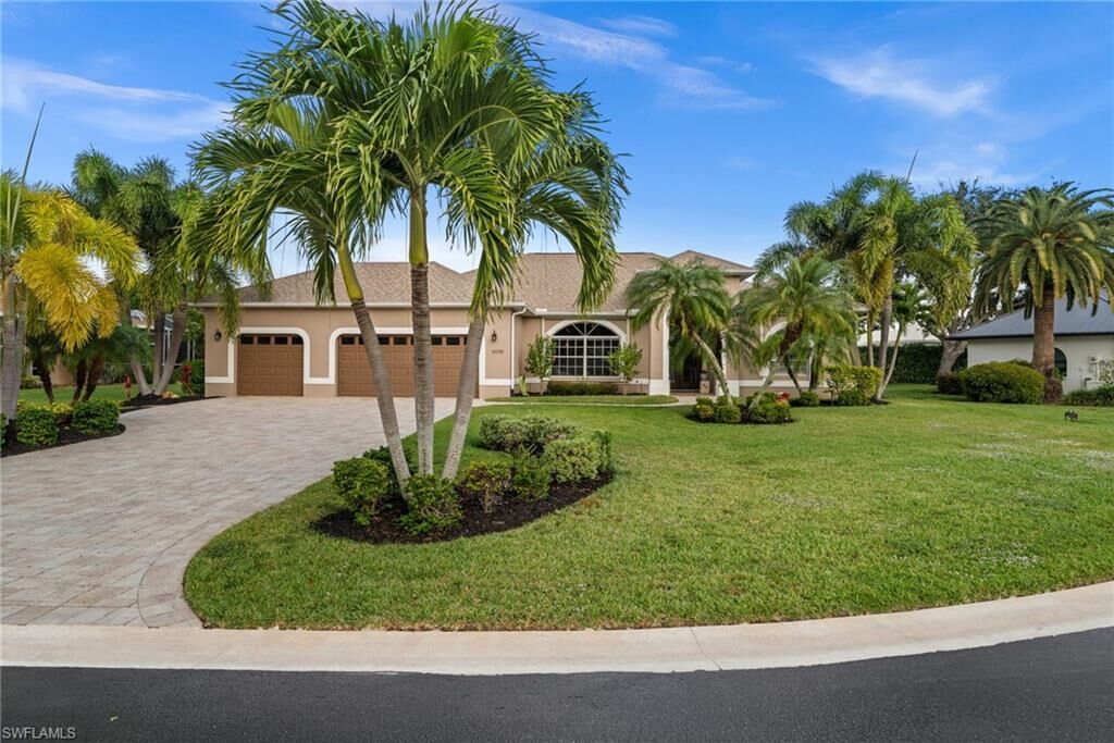 Property Photo:  2035 Teagarden Ln  FL 34110 