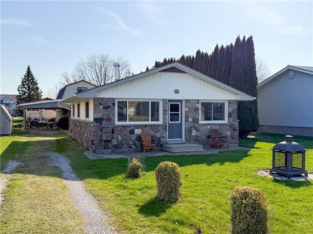 Property Photo:  21 Poplar Road  ON N0E 1M0 