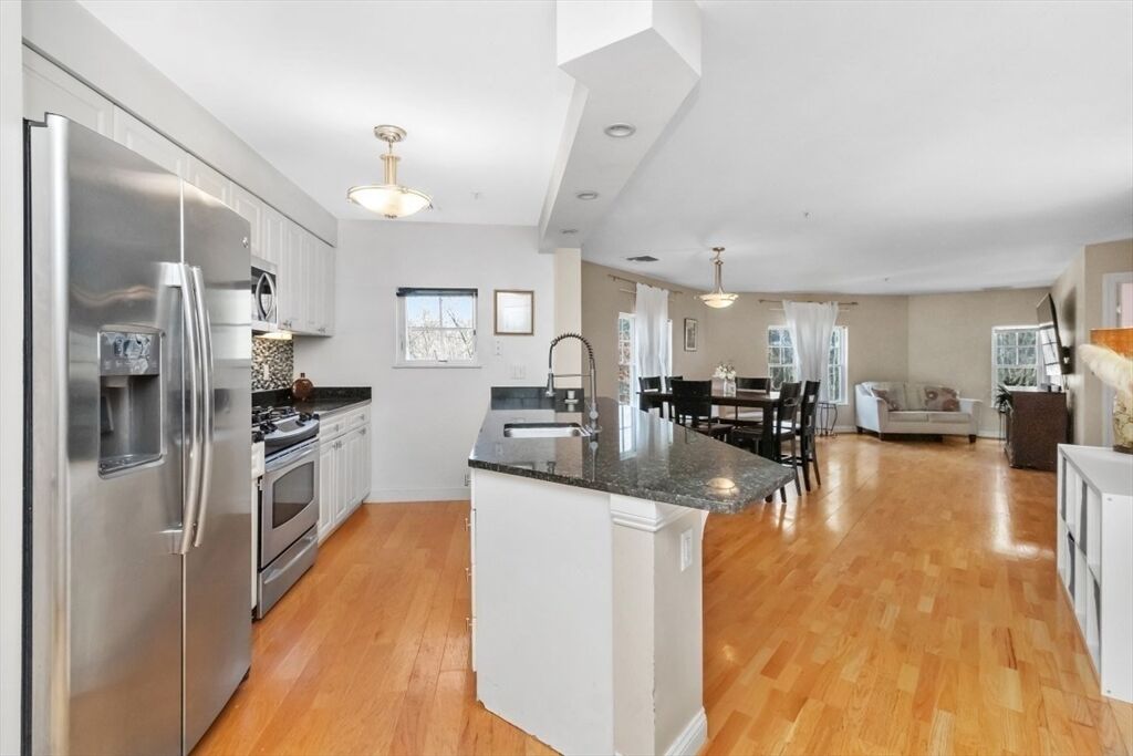 Property Photo: 501 Commerce Dr 2204 MA 02184
