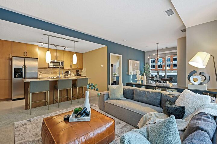 Property Photo: 1320 1 Street SE 202 AB T2G 0G8