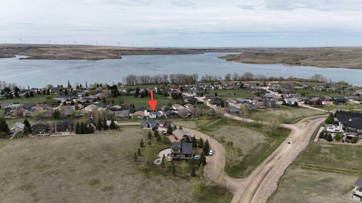 Property Photo: 439 Sunset Drive AB T0L 0G0