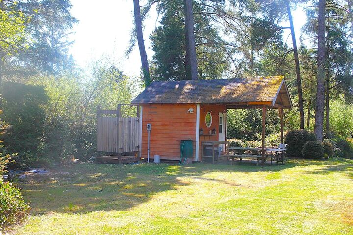 Property Photo:  2839  Fisher Avenue  WA 98590 