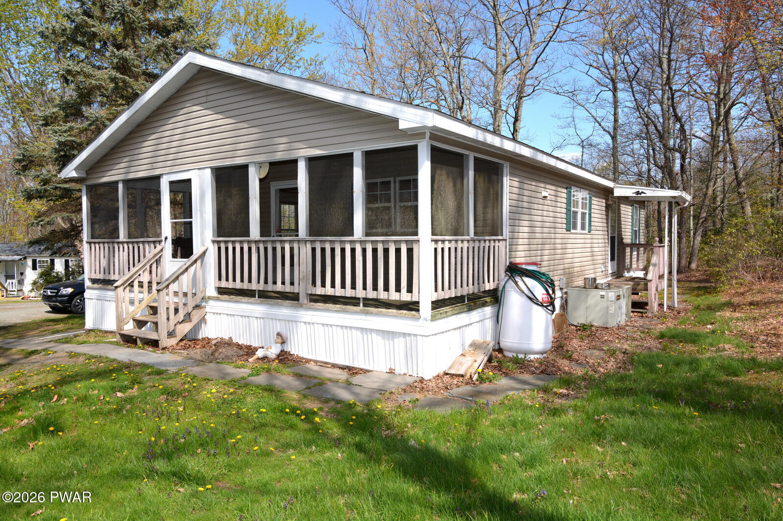 Property Photo:  104 Yellow Pine Court  PA 18464 