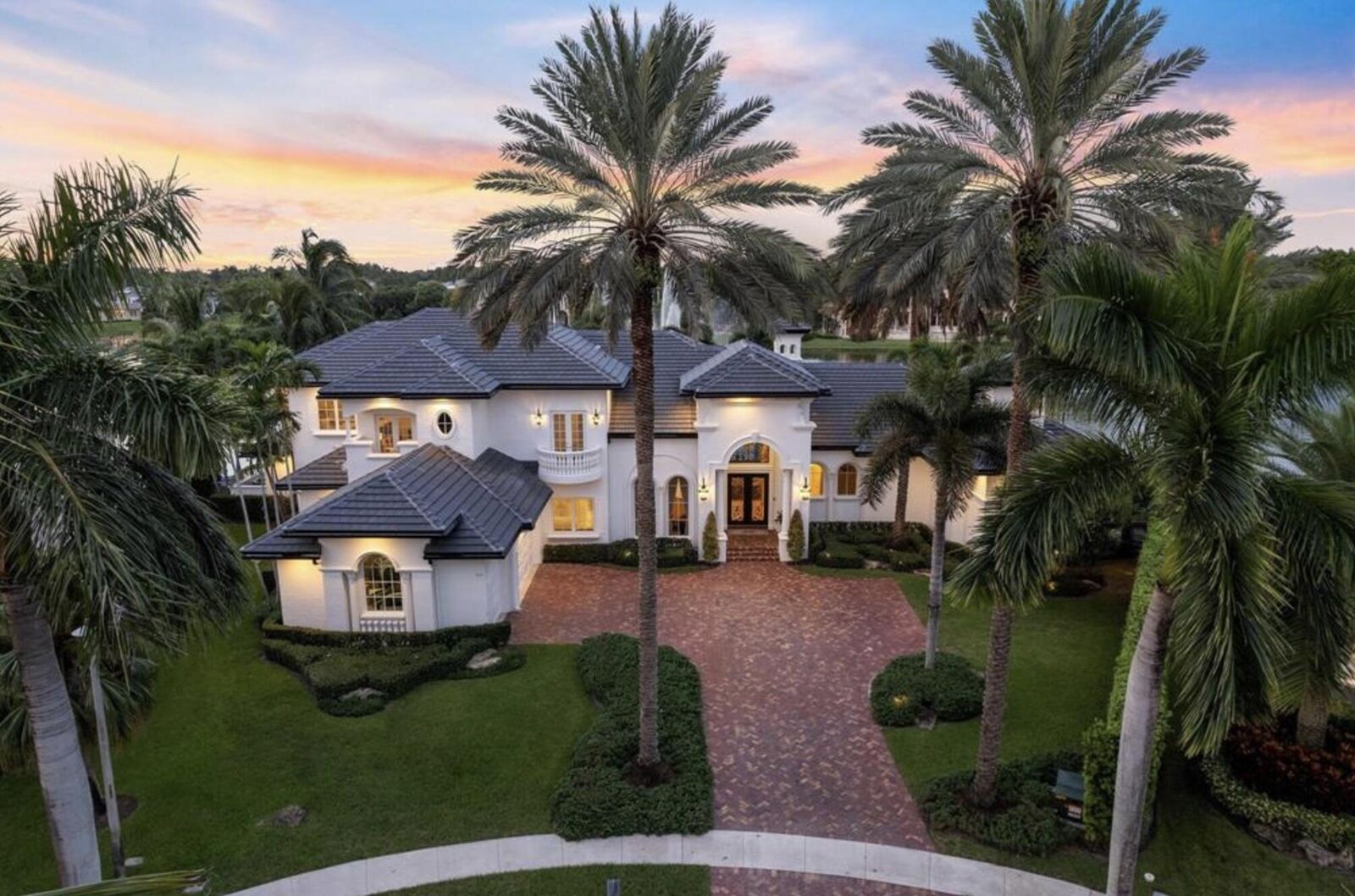 Property Photo:  366 Sweet Bay Avenue  FL 33324 