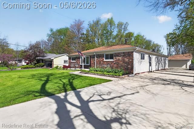Property Photo:  38000 Hixford Place  MI 48185 