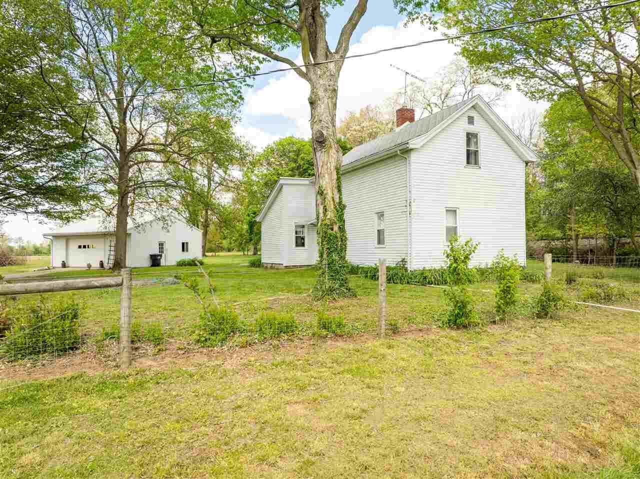 Property Photo: 2934 State Road 122 IN 47374