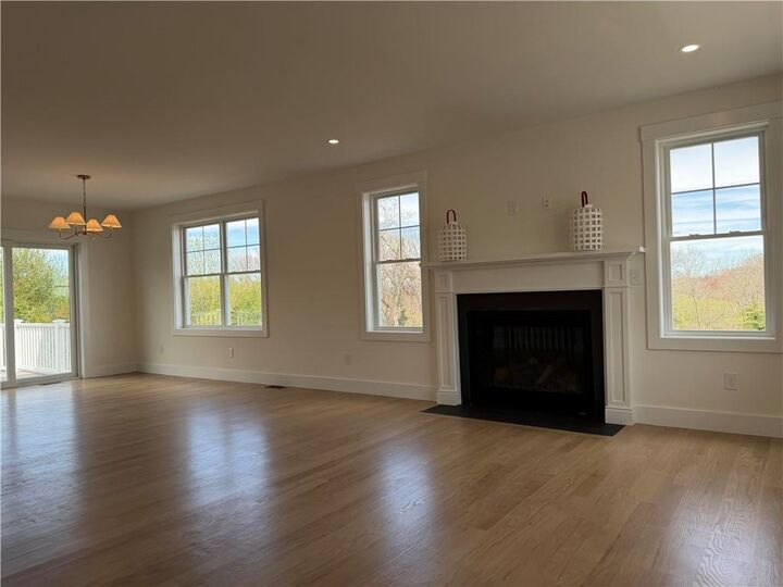 Property Photo:  27 Massasoit Avenue  RI 02809 
