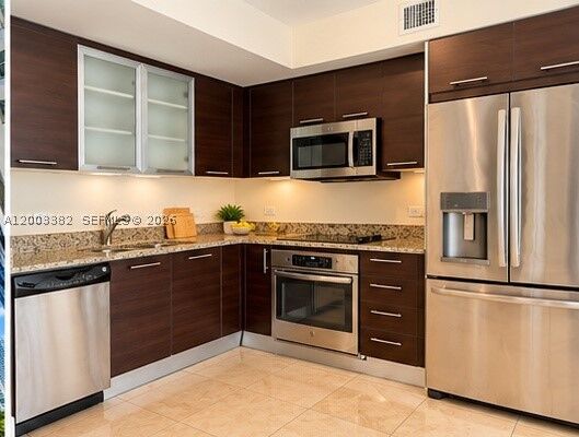 Property Photo:  41 SE 5th St 1108  FL 33131 