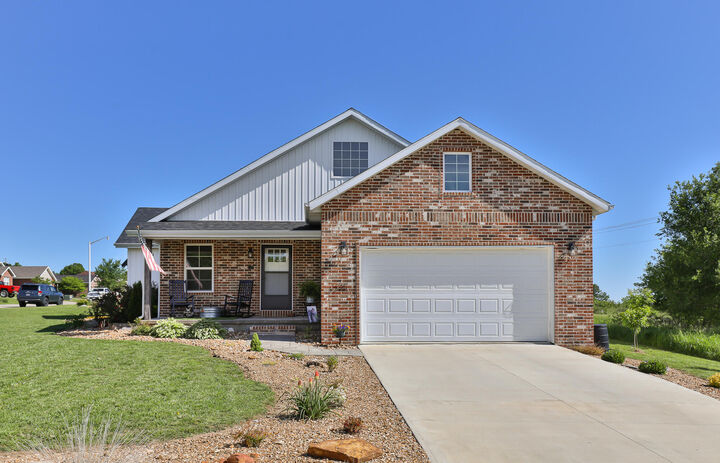 Property Photo:  1245 E Keeling Place  MO 65613 