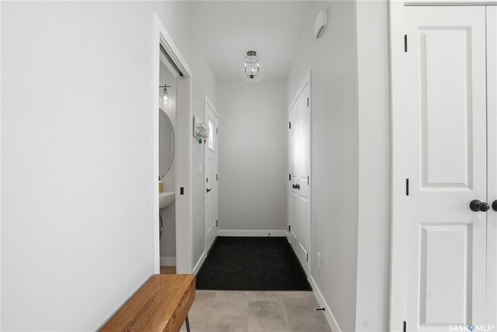 Property Photo:  246 Aniskotaw Manor  SK S7V 1L9 