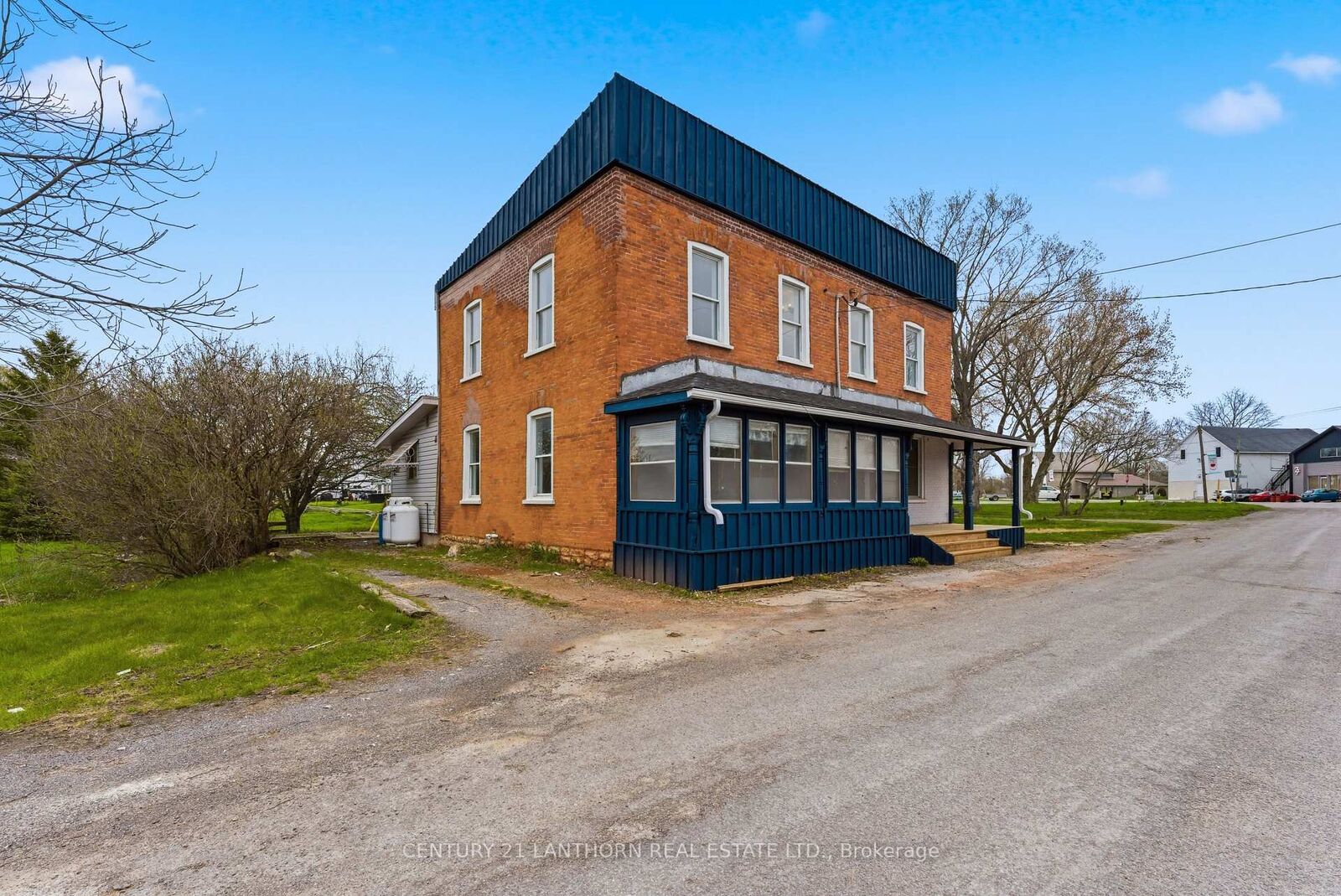 Property Photo: 16 Store Street ON K0K 1T0