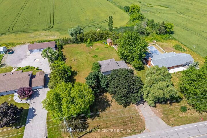 Property Photo: 12386 Creditview Road ON L7C 1X9