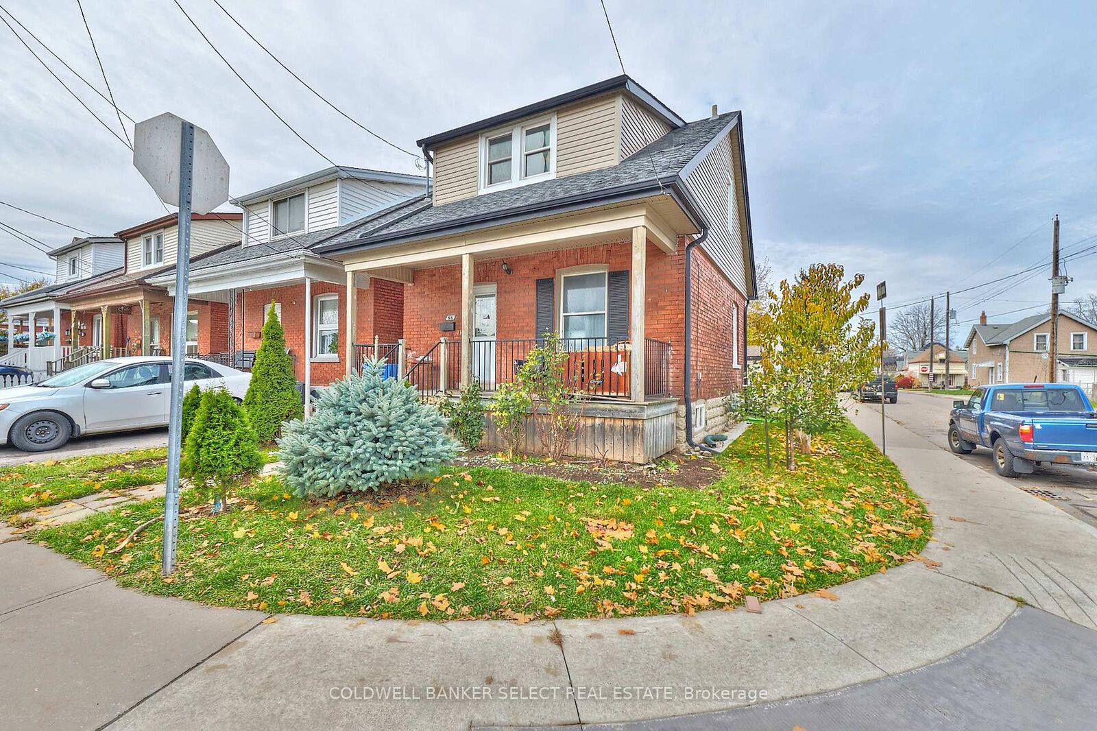 Property Photo:  55 Frederick Avenue  ON L8H 4K5 