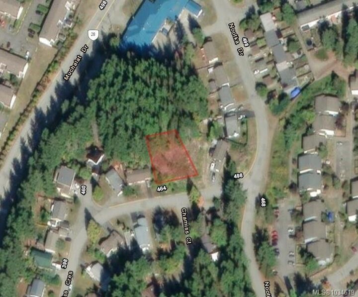 Property Photo: 468 Chamiss Cres BC V0P 1G0