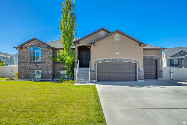 Property Photo: 3039 W 3825 S UT 84401