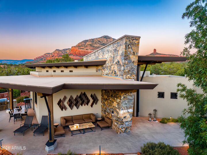 Property Photo: 120 Paisano Road AZ 86336