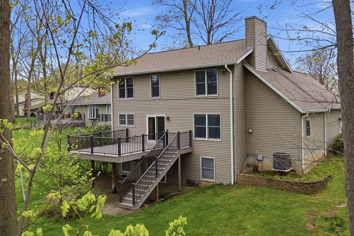 Property Photo: 2291 Ridgewood Ct OH 44805