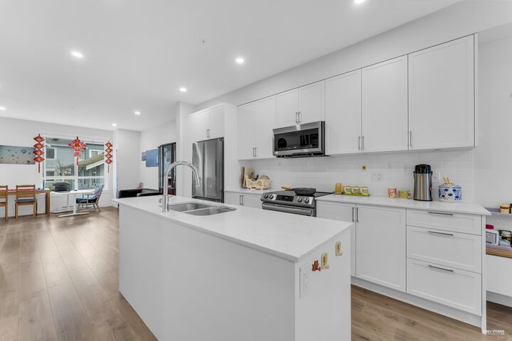 Property Photo: 12830 62 Avenue 26 BC V3X 0K8