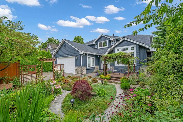 Property Photo: 14741 30 Avenue BC V4P 3E6