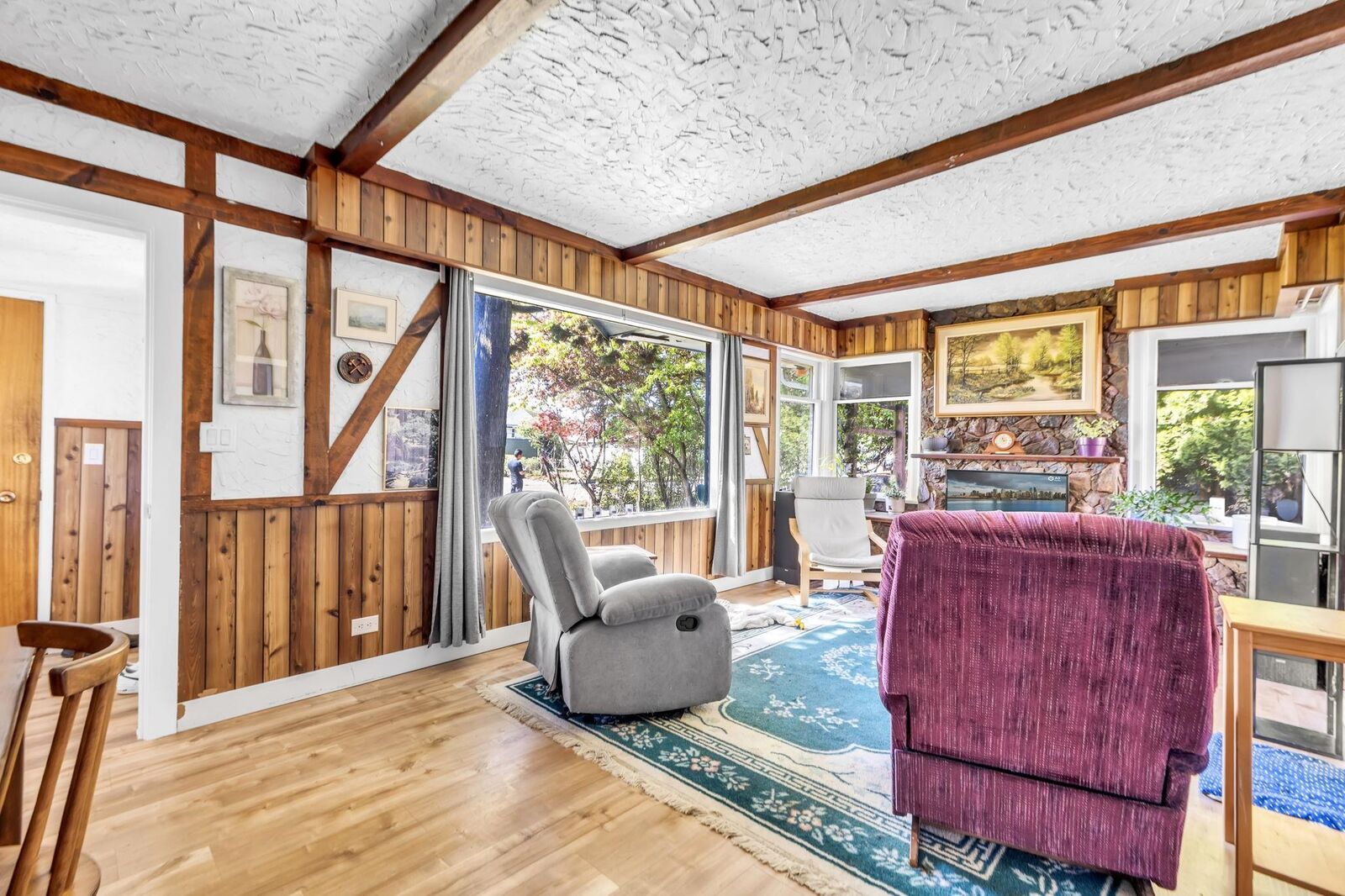 Property Photo: 46133 Third Avenue BC V2P 1R7