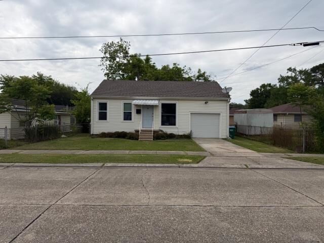 Property Photo:  707 General Patton St  LA 70380 