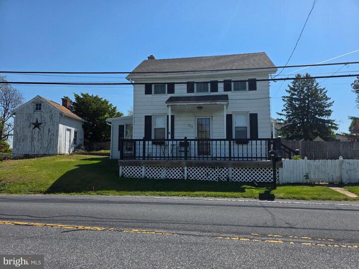 Property Photo:  713 Kinderhook Road  PA 17512 