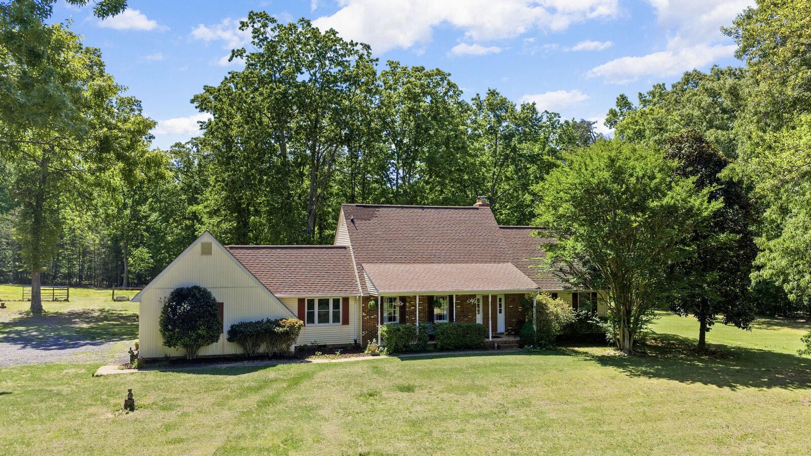 Property Photo:  12467 Harbor Drive  VA 22960 