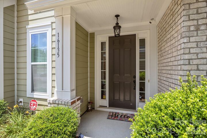 Property Photo:  16148 Lost Canyon Way  NC 28277 