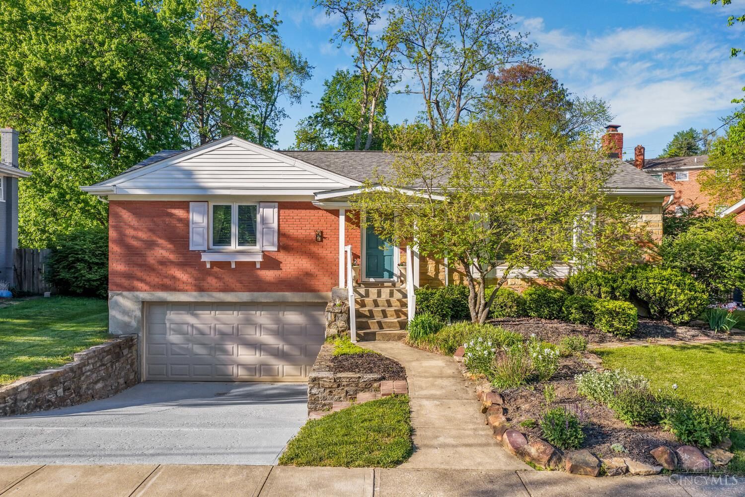 Property Photo:  1218 Meriweather Avenue  OH 45208 