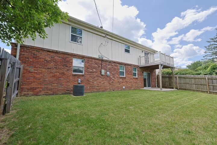 Property Photo:  321 Allanhurst Avenue  OH 45377 