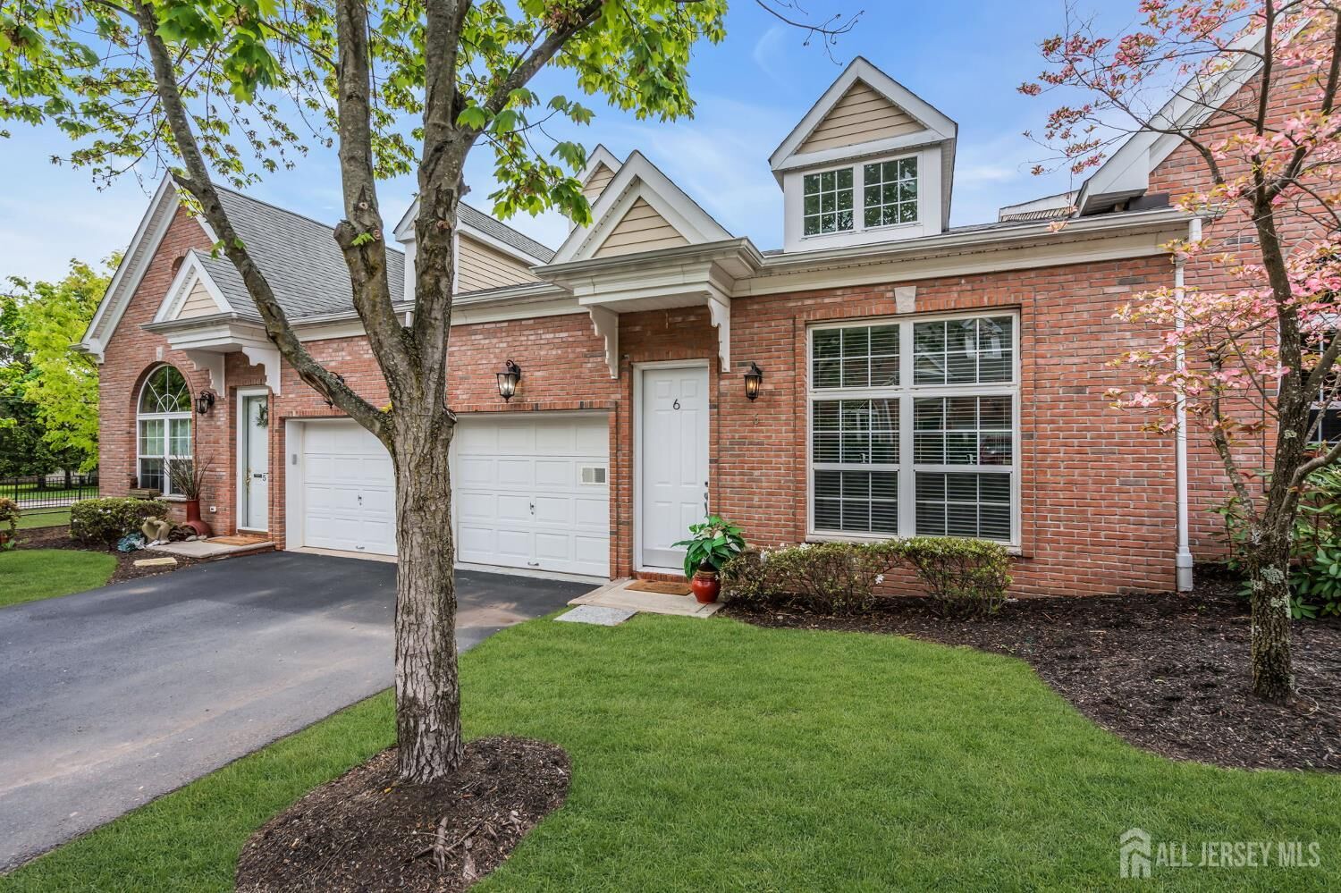 Property Photo:  6 William Martin Way  NJ 08822 