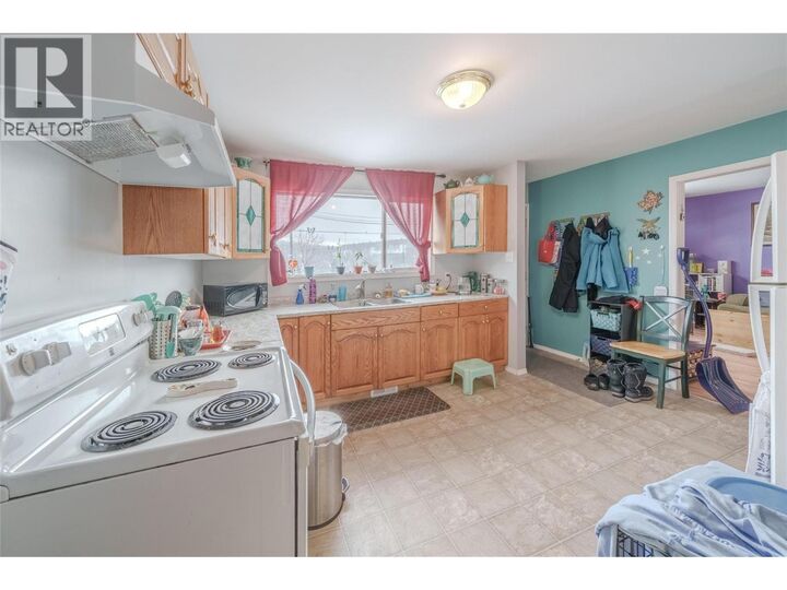 Property Photo: 1504 Carson Street BC V0K 1K0