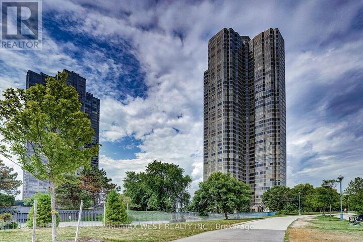 Property Photo:  1 Palace Pier Court 2204  ON M8V 3W9 
