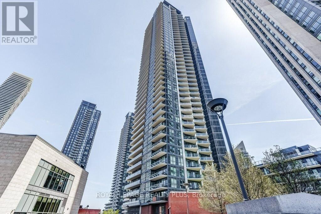 Property Photo:  10 Park Lawn Road 524  ON M8V 0H9 