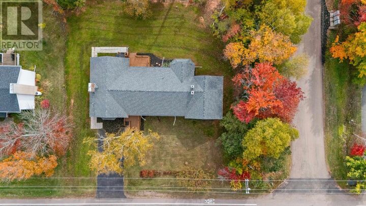 Property Photo:  24 Oak Drive  PE C1A 6T5 