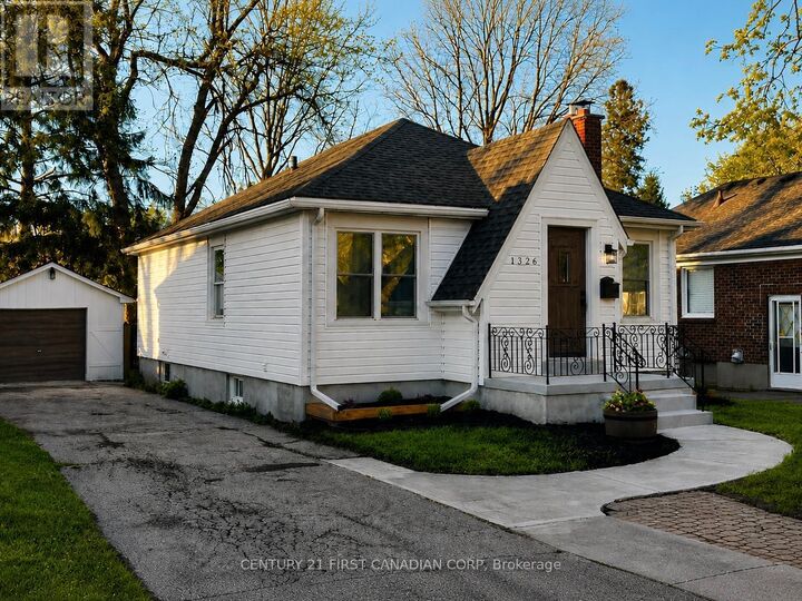 Property Photo:  1326 Brydges Street  ON N5W 2C4 