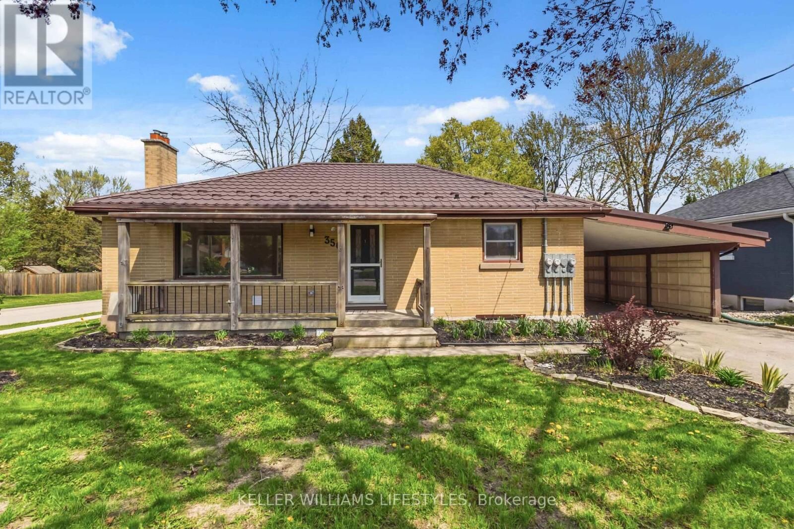 Property Photo:  350 Reynolds Road 3  ON N6K 2P7 